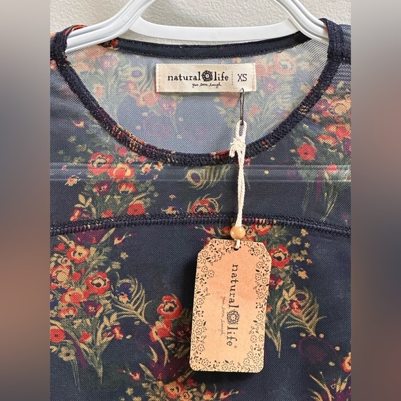 NEW Natural Life Sloane Mesh Long Sleeve Top Navy Floral Women’s XS - Picture 3 of 8